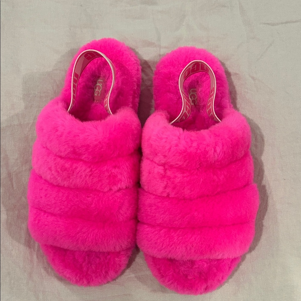 UGG Women's Vibrant Pink Fluffy Slippers